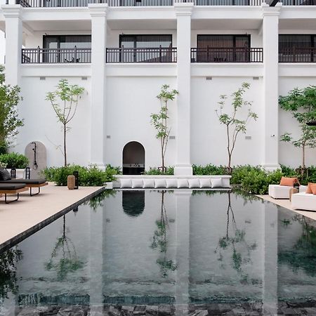 Burirattana Hotel-An Adults Only Hotel Chiang Mai Bagian luar foto
