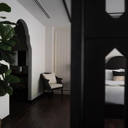Burirattana Hotel-An Adults Only Hotel Chiang Mai Bagian luar foto
