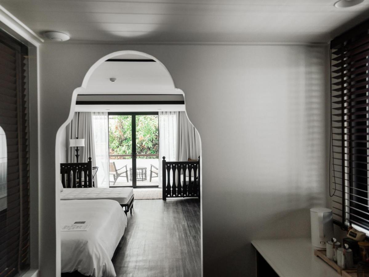 Burirattana Hotel-An Adults Only Hotel Chiang Mai Bagian luar foto