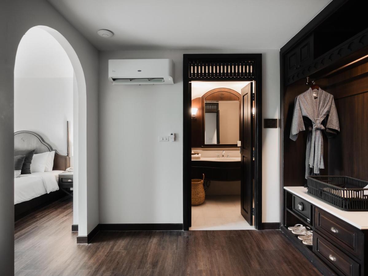 Burirattana Hotel-An Adults Only Hotel Chiang Mai Bagian luar foto