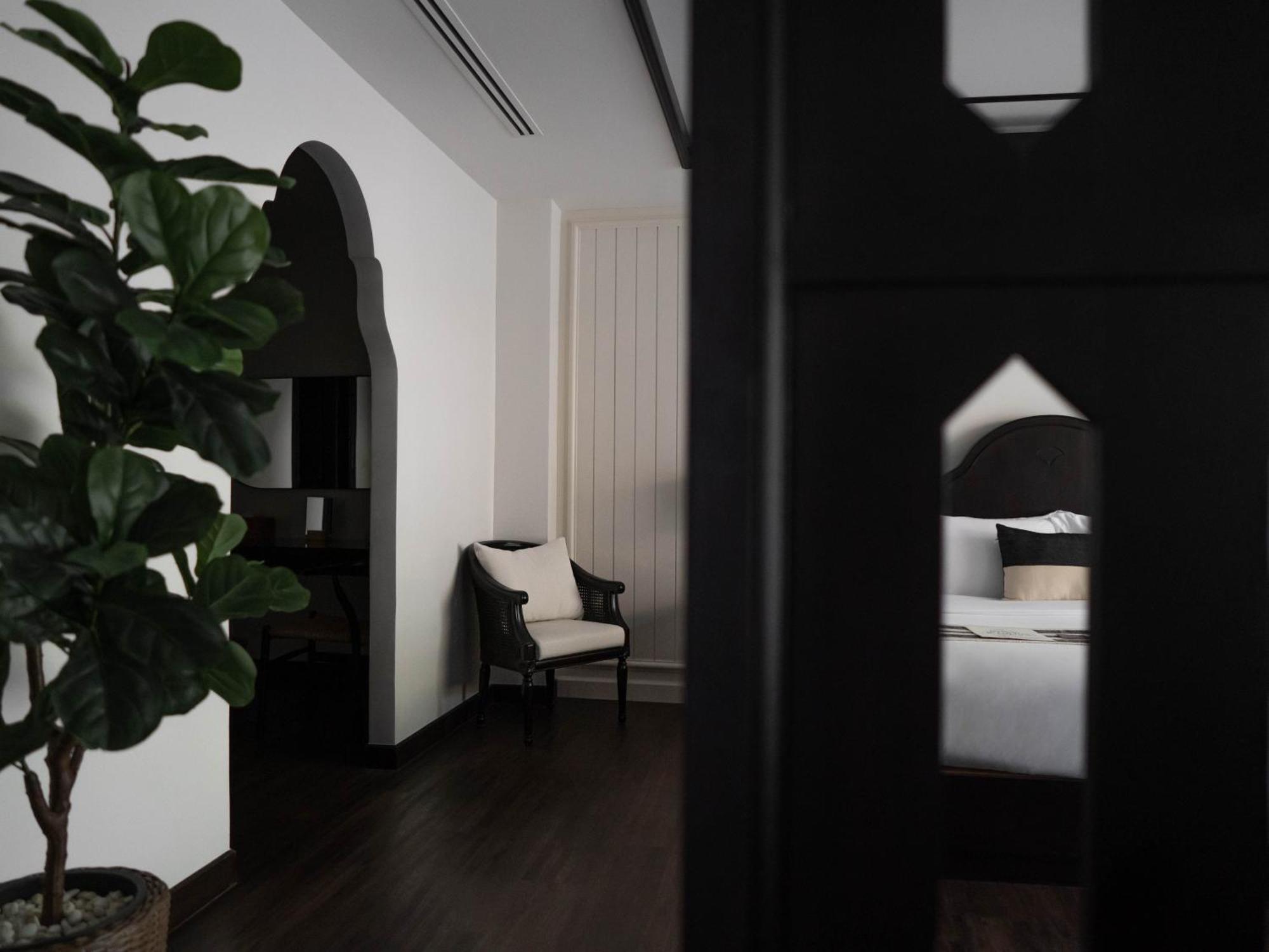 Burirattana Hotel-An Adults Only Hotel Chiang Mai Bagian luar foto