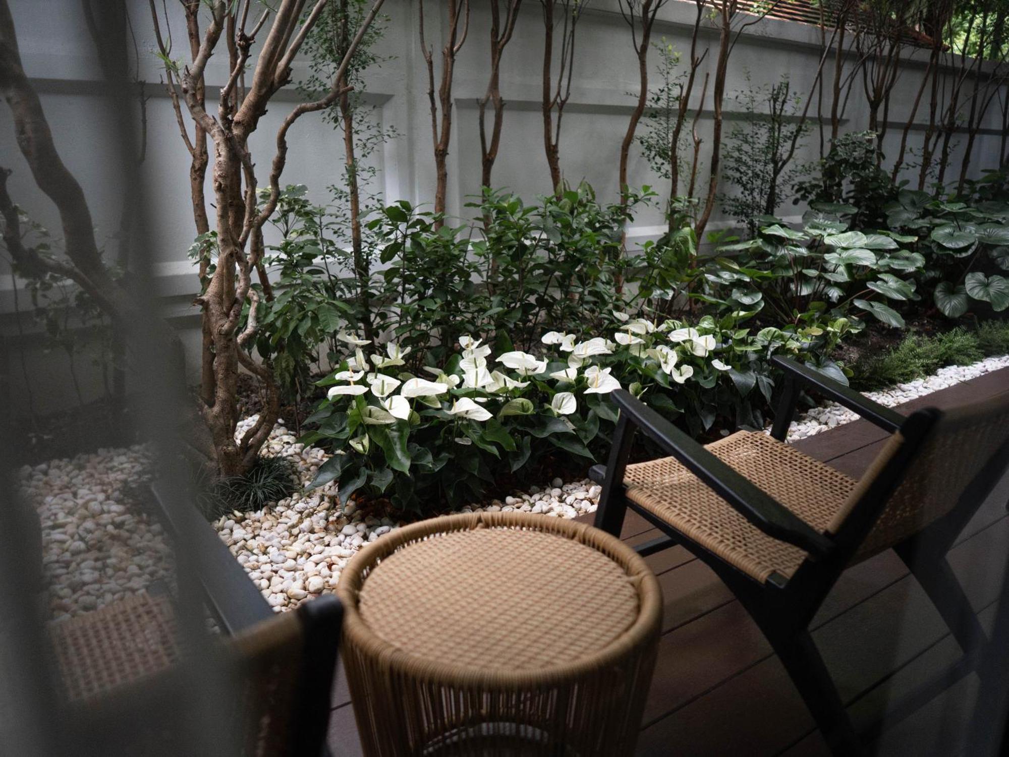 Burirattana Hotel-An Adults Only Hotel Chiang Mai Bagian luar foto